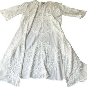 Rachel Zoe One-Size Lace Duster / Kimono Cardigan • White Sheer Embroidered